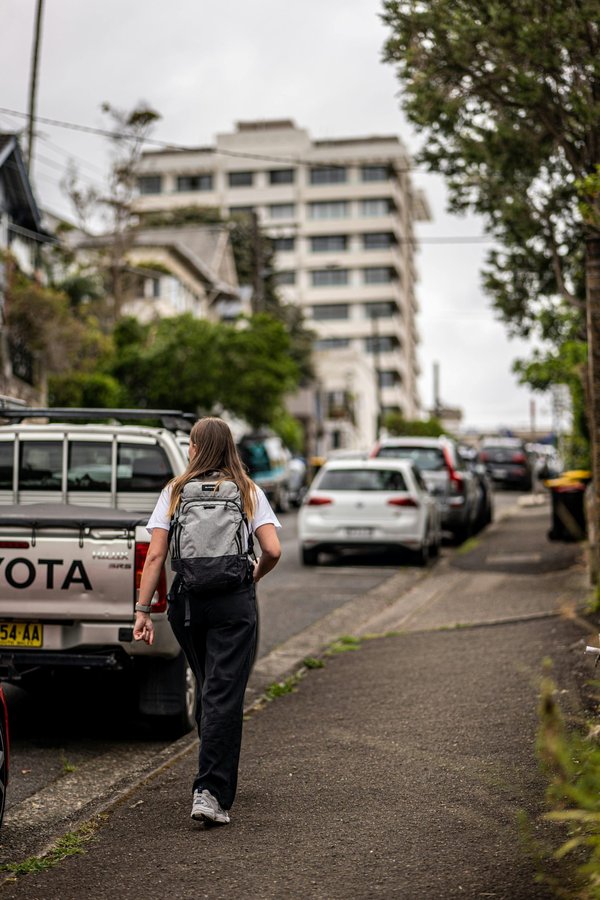 10 raisons de choisir un sac à dos langer pour jeunes parents